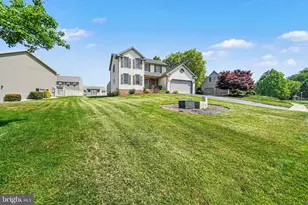 1140 Woodridge Dr, Middletown, PA 17057 - Photo 24