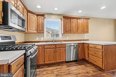 1140 Woodridge Drive, Middletown, PA 17057 - Photo 6