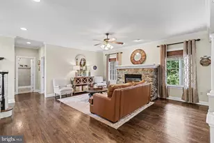 2312 Forest Ln, Harrisburg, PA 17112 - Photo 6