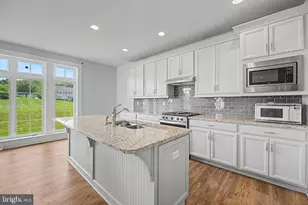 1820 Ethan Dr, Harrisburg, PA 17110 - Photo 4