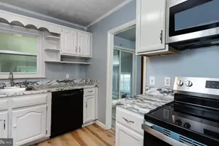 13 Judy Ln, Harrisburg, PA 17112 - Photo 20