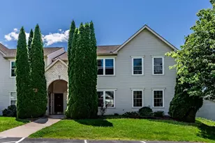 128 Hiddenwood Dr, Harrisburg, PA 17110 - Photo 1