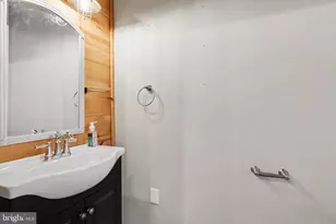 1710 Green St, Harrisburg, PA 17102 - Photo 6
