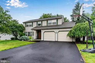 4624 Laurel Ridge Dr, Harrisburg, PA 17110 - Photo 2