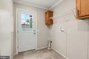 10 S Elmer Ave, Halifax, PA 17032 - Photo 8