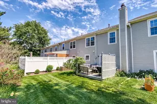 6239 Spring Knoll Dr, Harrisburg, PA 17111 - Photo 2
