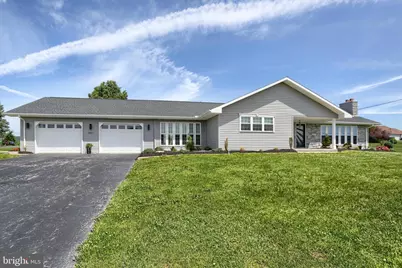 257 N 1st Street, Berrysburg, PA 17005 - Photo 2