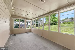 1024 Buttonwood Dr, Harrisburg, PA 17109 - Photo 20