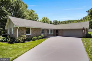 118 Sand Rd, Hershey, PA 17033 - Photo 4