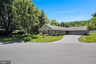 118 Sand Rd, Hershey, PA 17033 - Photo 1