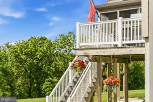 140 Woods Edge Dr, Hummelstown, PA 17036 - Photo 6