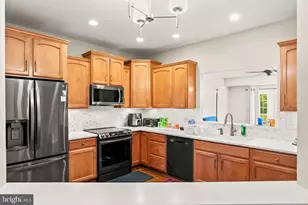 2080 Deer Run Dr, Hummelstown, PA 17036 - Photo 10