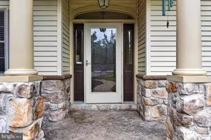 2477 Zell Ct, Hummelstown, PA 17036 - Photo 6