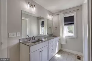 2418 Hawthorne Dr, Harrisburg, PA 17110 - Photo 62