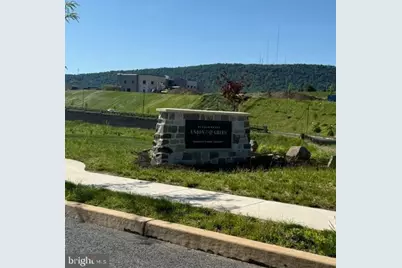 2418 Hawthorne Drive, Harrisburg, PA 17110 - Photo 4