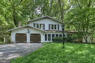 36 Brownstone Dr, Hershey, PA 17033 - Photo 1