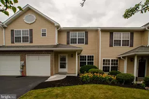 107 Peregrine Ln, Hummelstown, PA 17036 - Photo 4