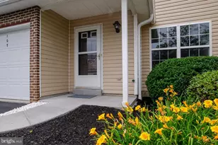 107 Peregrine Ln, Hummelstown, PA 17036 - Photo 4