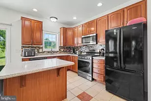 7322 Cobble Stone Dr, Harrisburg, PA 17112 - Photo 10
