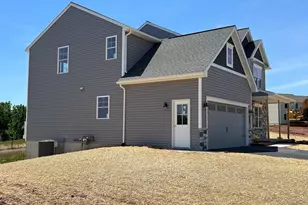 118 Foxglove Dr, Middletown, PA 17057 - Photo 2