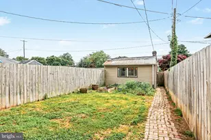 2246 N 3rd St, Harrisburg, PA 17110 - Photo 30