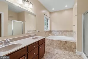 4736 Chatham Way, Harrisburg, PA 17110 - Photo 20
