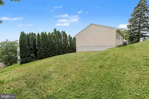 466 Main St, Harrisburg, PA 17113 - Photo 22