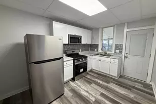 2209 Logan St, Harrisburg, PA 17110 - Photo 6