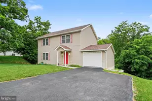 725 Lindenwood Ln, Harrisburg, PA 17113 - Photo 4