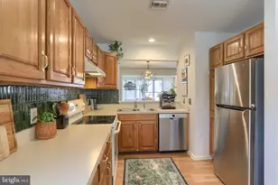 240 Crescent, Hershey, PA 17033 - Photo 12