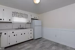 831 Main St, Harrisburg, PA 17113 - Photo 18