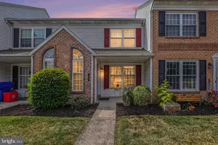 2162 St Clair Ct, Harrisburg, PA 17110 - Photo 1