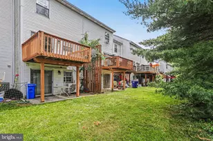 2162 St Clair Ct, Harrisburg, PA 17110 - Photo 28