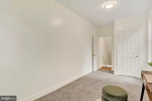 338 Hamilton St, Harrisburg, PA 17102 - Photo 12