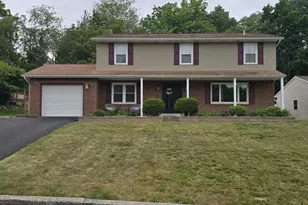 7949 Bayard Dr, Hummelstown, PA 17036 - Photo 2
