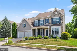 2281 Flintlock Dr, Hummelstown, PA 17036 - Photo 4