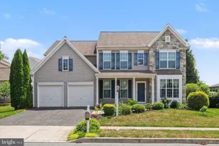 2281 Flintlock Dr, Hummelstown, PA 17036 - Photo 2
