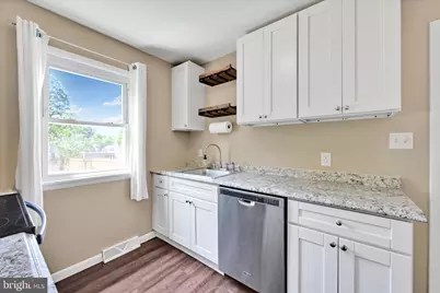 4703 Clarendon Street, Harrisburg, PA 17109 - Photo 12