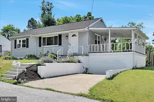 4703 Clarendon St, Harrisburg, PA 17109 - Photo 2