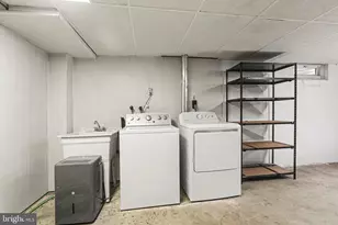 4722 Clarendon St, Harrisburg, PA 17109 - Photo 22