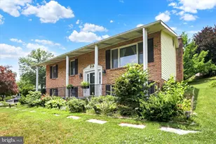 199 Delmont Ave, Middletown, PA 17057 - Photo 2