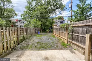 1622 Market St, Harrisburg, PA 17103 - Photo 102