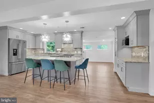 1098 Hillview Ln, Hershey, PA 17033 - Photo 10