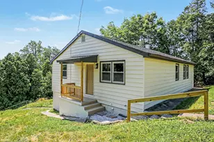 230 S 4th St, Steelton, PA 17113 - Photo 2