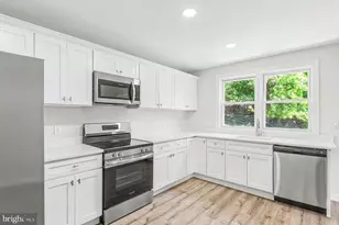 230 S 4th St, Steelton, PA 17113 - Photo 8