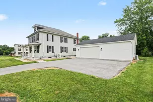 47 Millard Rd, Hershey, PA 17033 - Photo 2