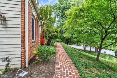 4701 Rock Ledge Drive, Harrisburg, PA 17110 - Photo 4