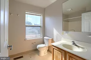 1631 Derry St, Harrisburg, PA 17104 - Photo 8