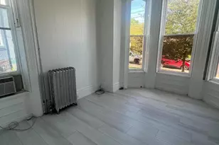 19 N Union St, Middletown, PA 17057 - Photo 2