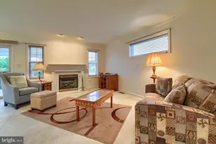 215 Meadow Ln, Harrisburg, PA 17112 - Photo 6